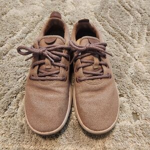 Allbirds Men's Casual Shoes size 9 Lilac